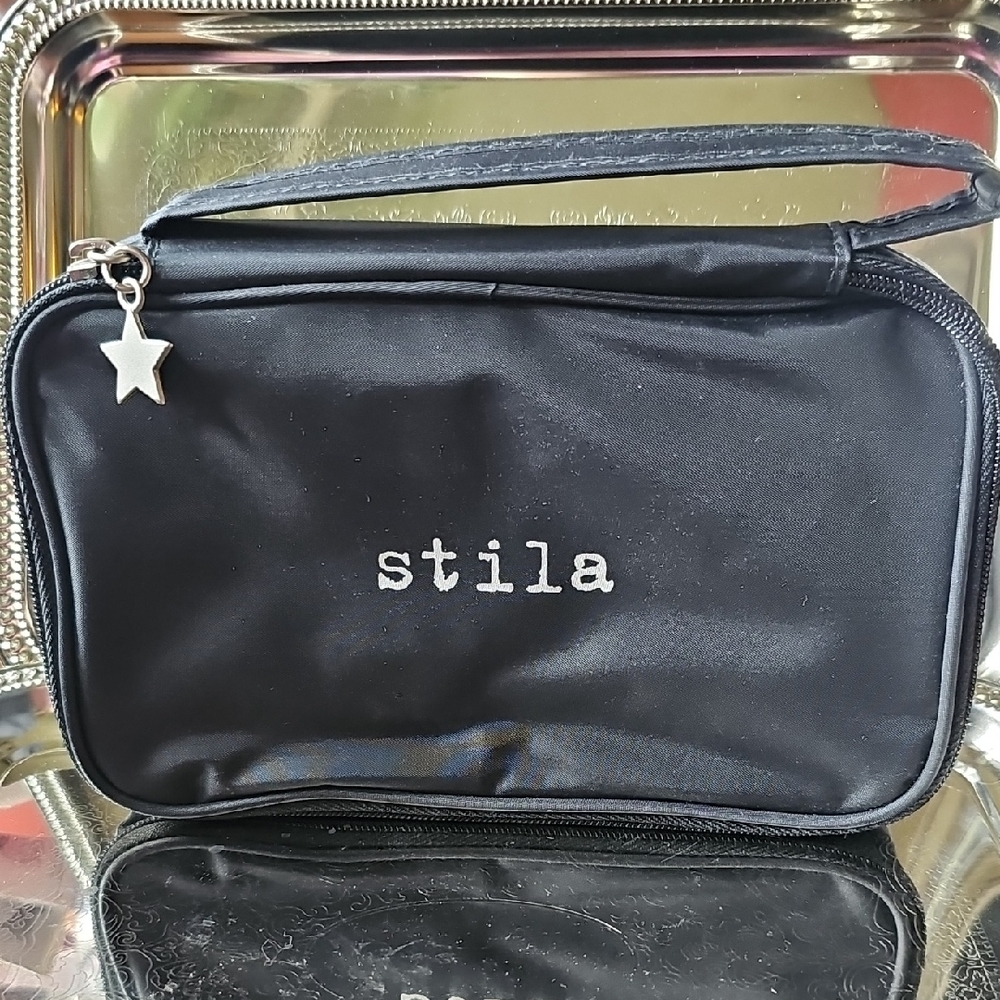 🌞 5 For $25 New Vintage Stila Black Cosmetic/Brush Bag with Star Charm